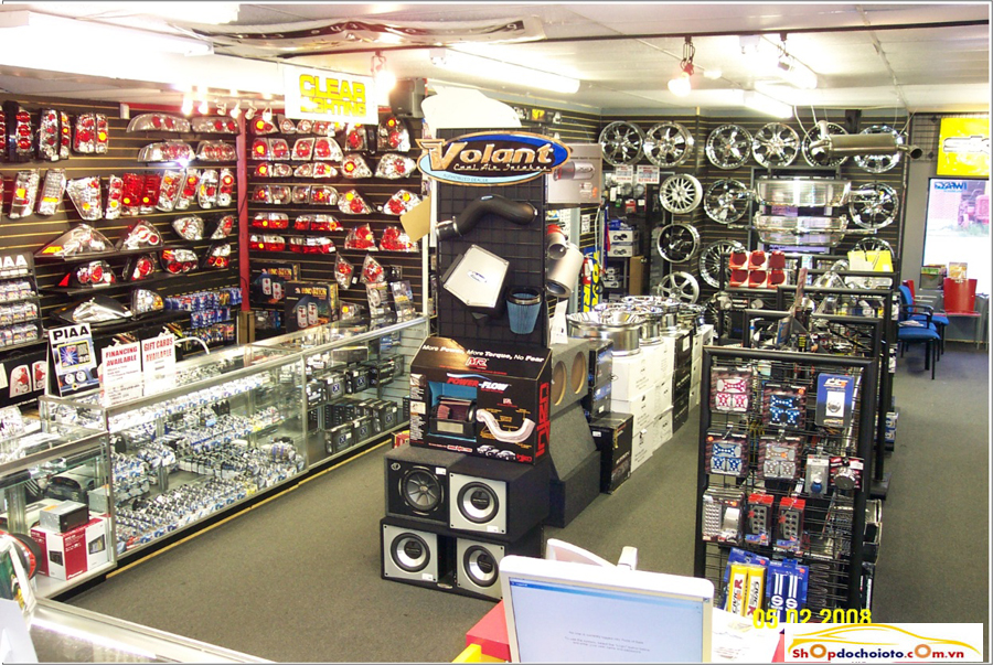 Phụ kiện ô tô, đồ chơi ô tô