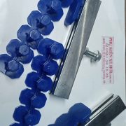 đầu nhựa kéo móp ô tô